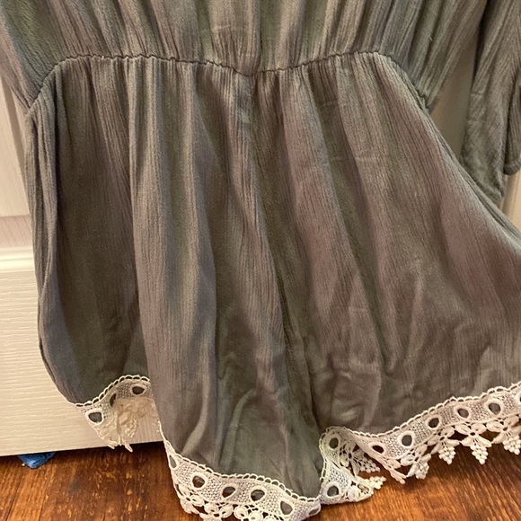 Cute little jumper/bathing suit cover up. - Picture 4 of 5